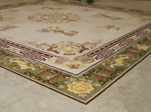 Tấm thảm trải sàn nhà giúp ngôi nhà sang trọng hơn