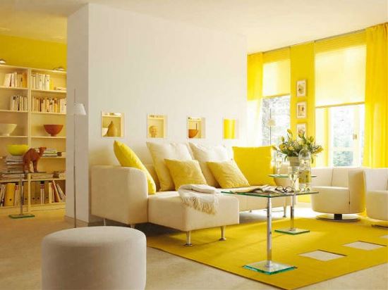 Thảm lót sàn nhà màu vàng